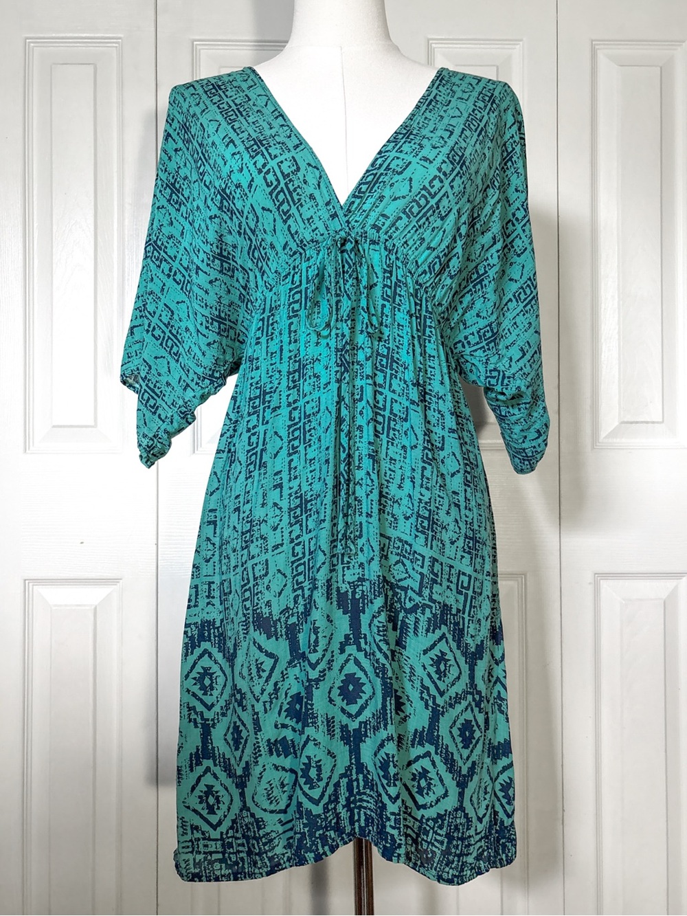 Eight Sixty Kimono Style Beach Cover-Up Dress Size XS-Small Teal Tribal Pattern